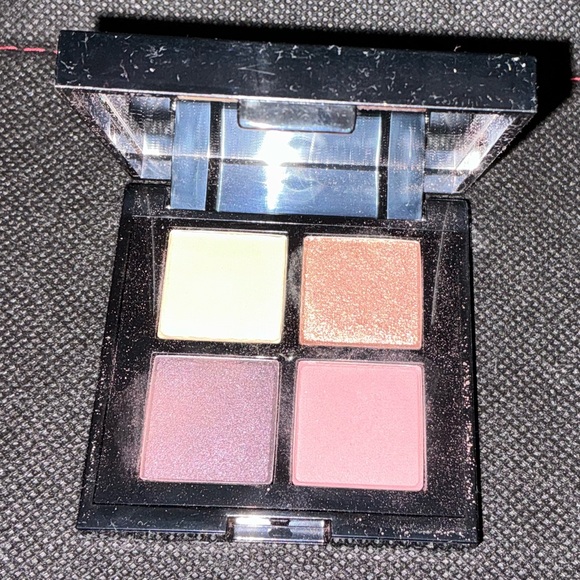Lancôme Eye Shadow Quad Palette Love 💗 Charm - Picture 3 of 8